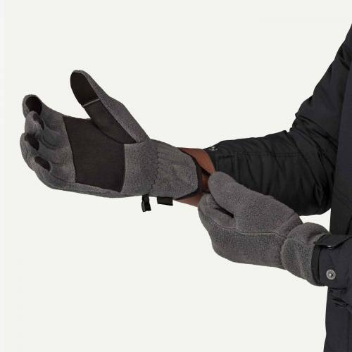 Synch gloves