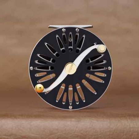 SALAR DAISY REEL FOUR 10/12 - BLACK