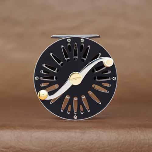 SALAR DAISY REEL THREE 8/10 - BLACK