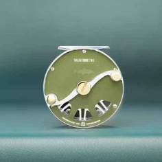SALAR DUKE REEL THREE 8/10 - MATTE HUNTER GREEN