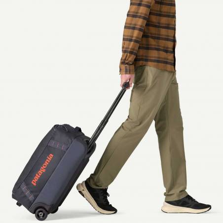 Wheeled Duffel 40L