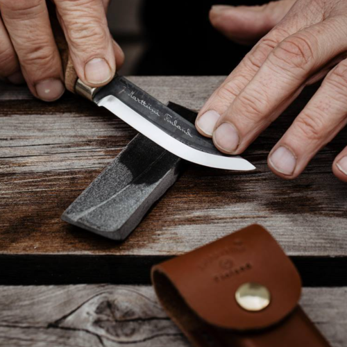 Sharpening Stone (leather sheath)